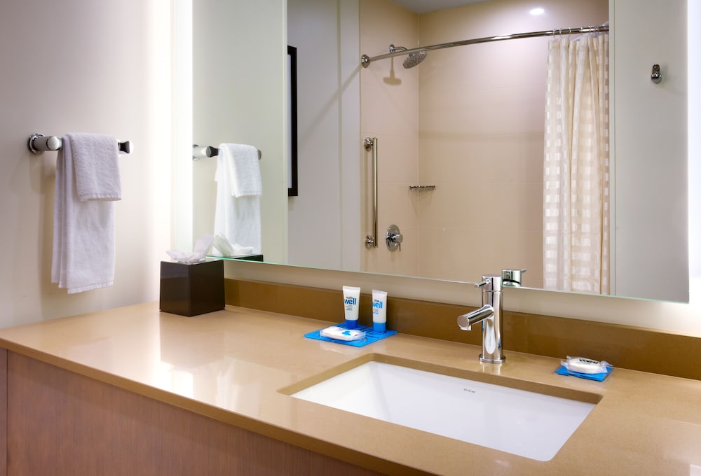 HYATT HOUSE AT ANAHEIM RESORT/CONVENTION CENTER 57/64
