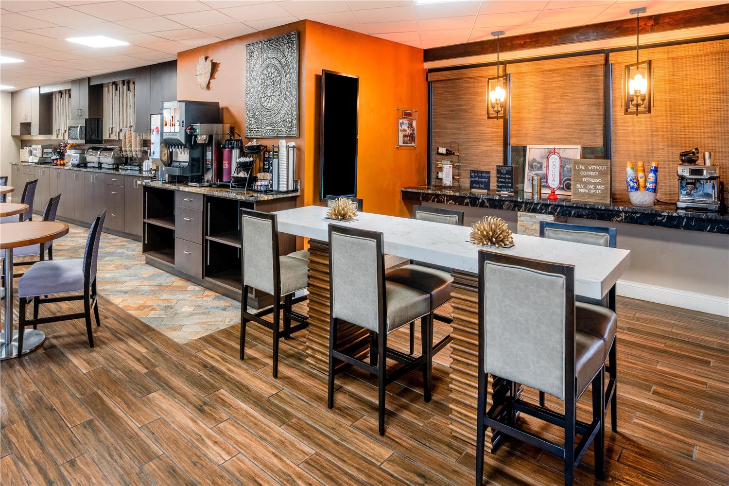 Aiden by Best Western Warm Springs Hotel and Event Center 33/44