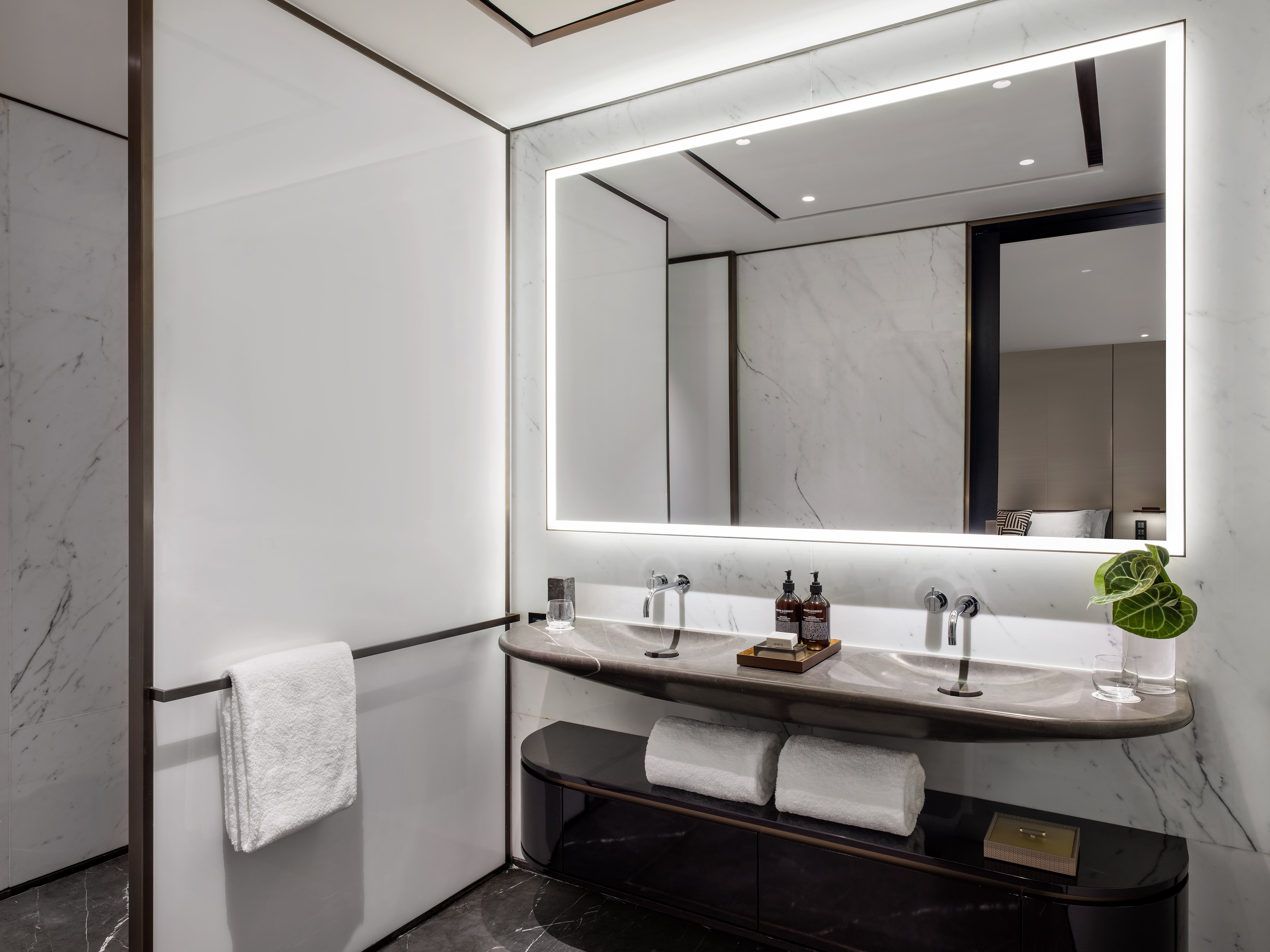 The Murray Hong Kong A Niccolo Hotel 67/67