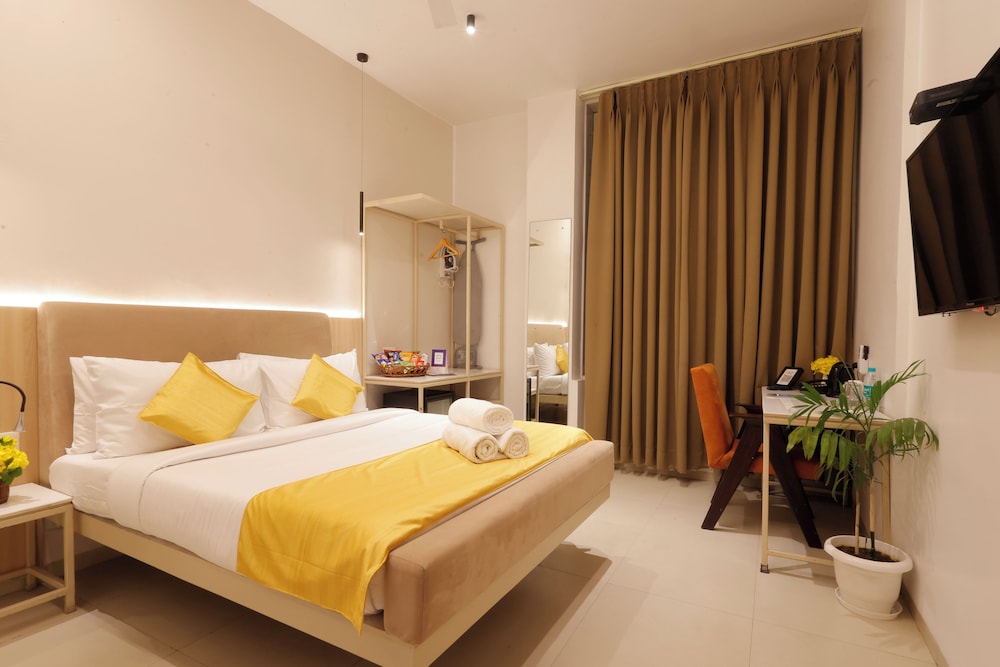 Hotel Varuna 9/46