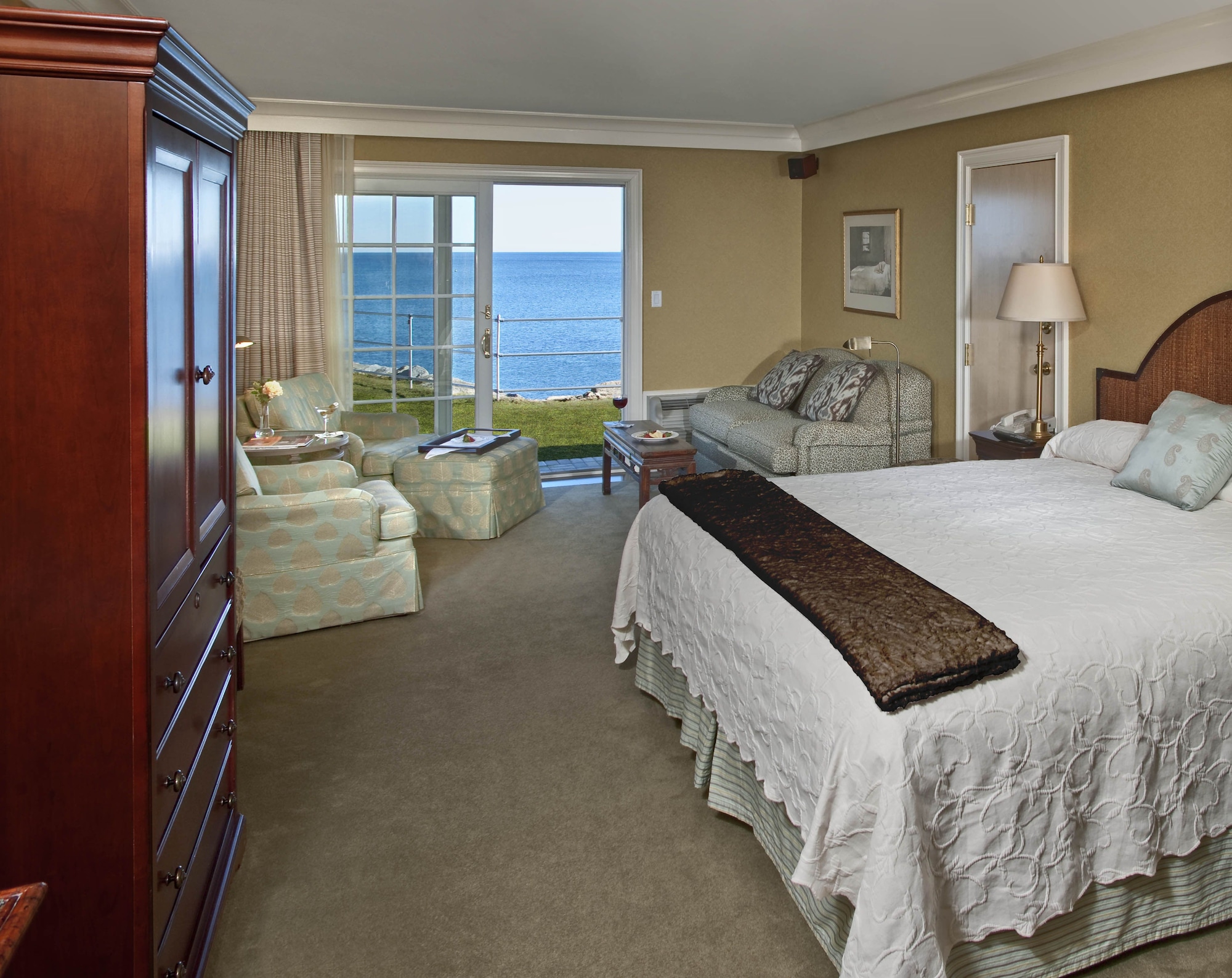 Luxury, King Bed, Ocean Front, Patio