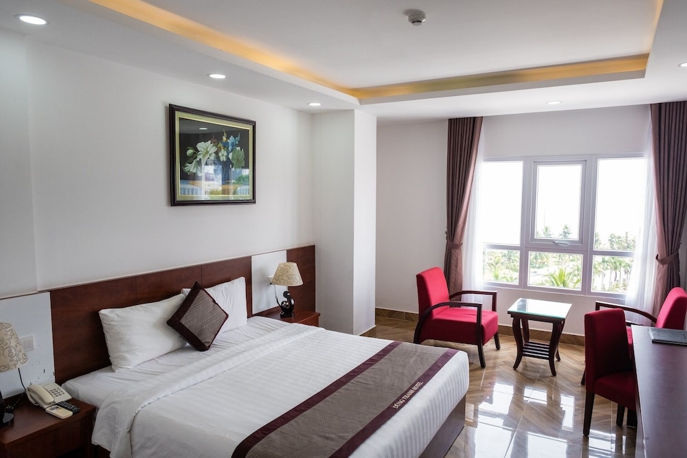 DELUXE, DOUBLE BED, SEA VIEW