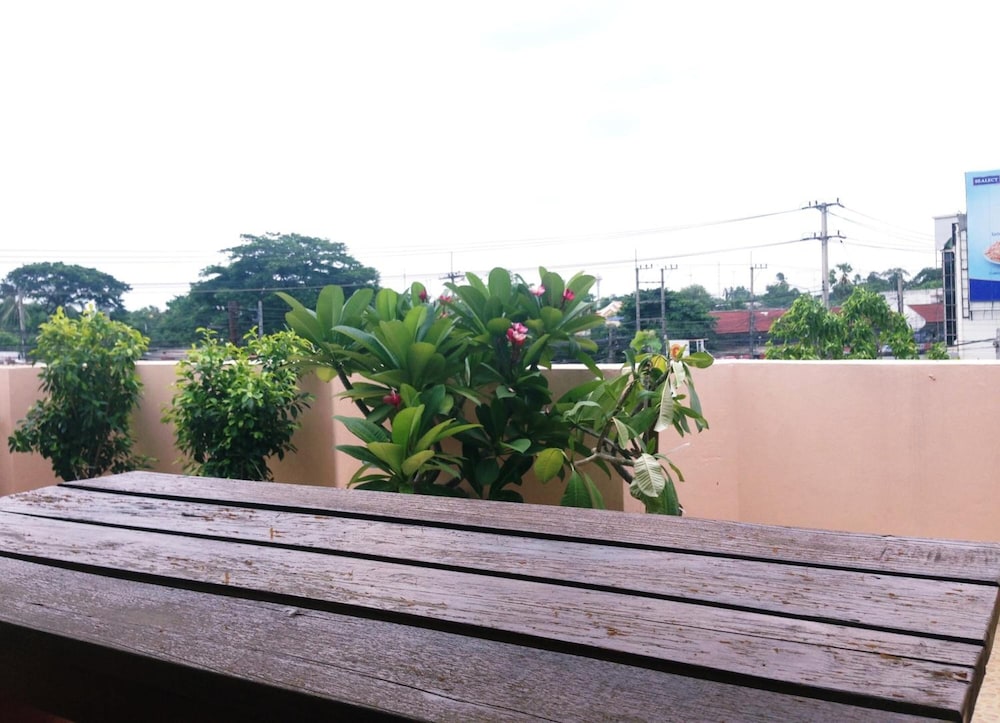 Surada Guesthouse 3/29