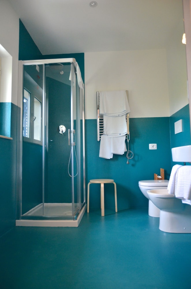 Petit Hotel 49/50