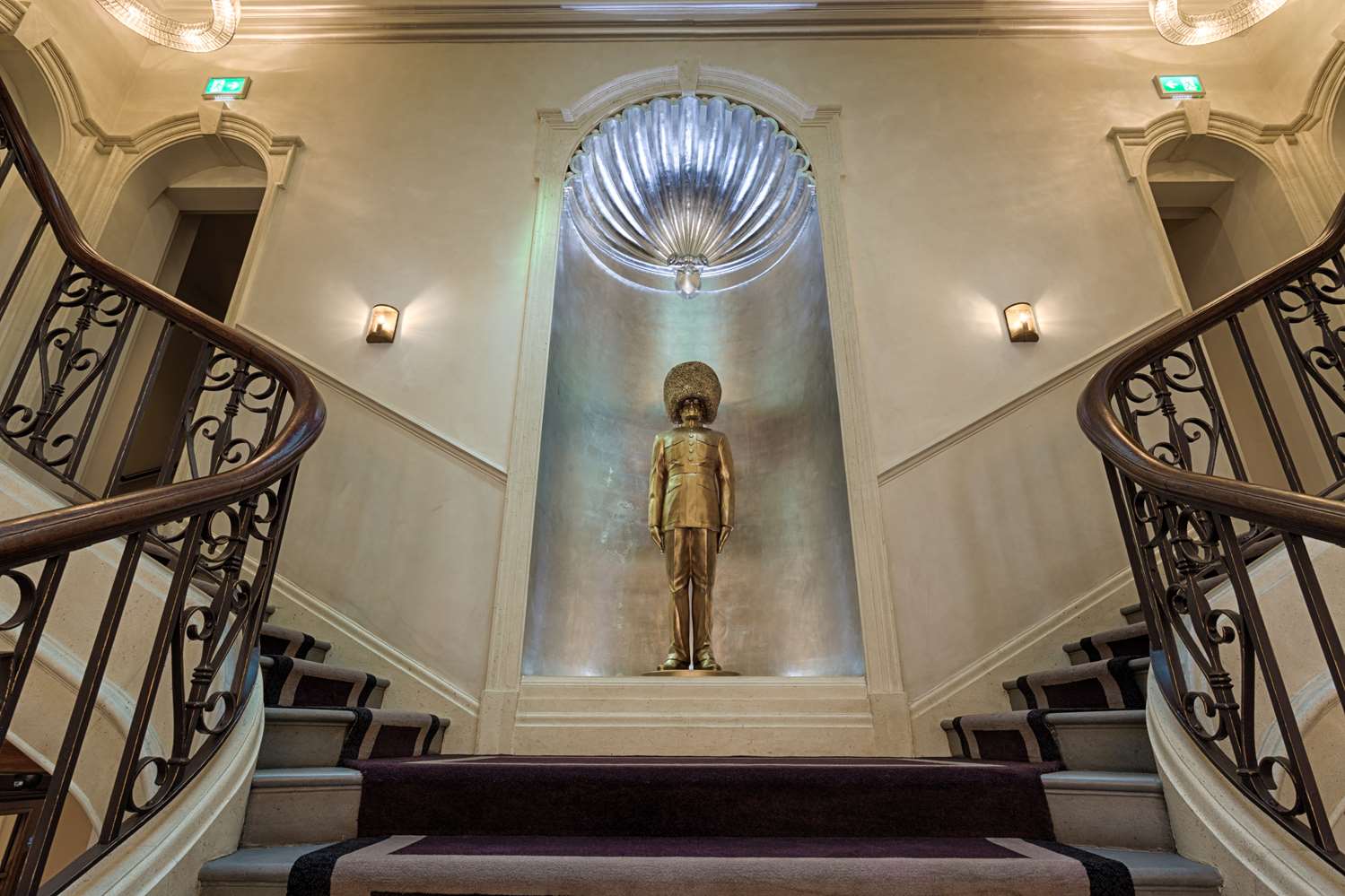 lobby