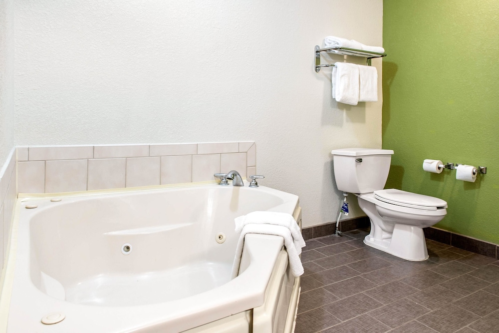 Sleep Inn & Suites Columbus South 51/52