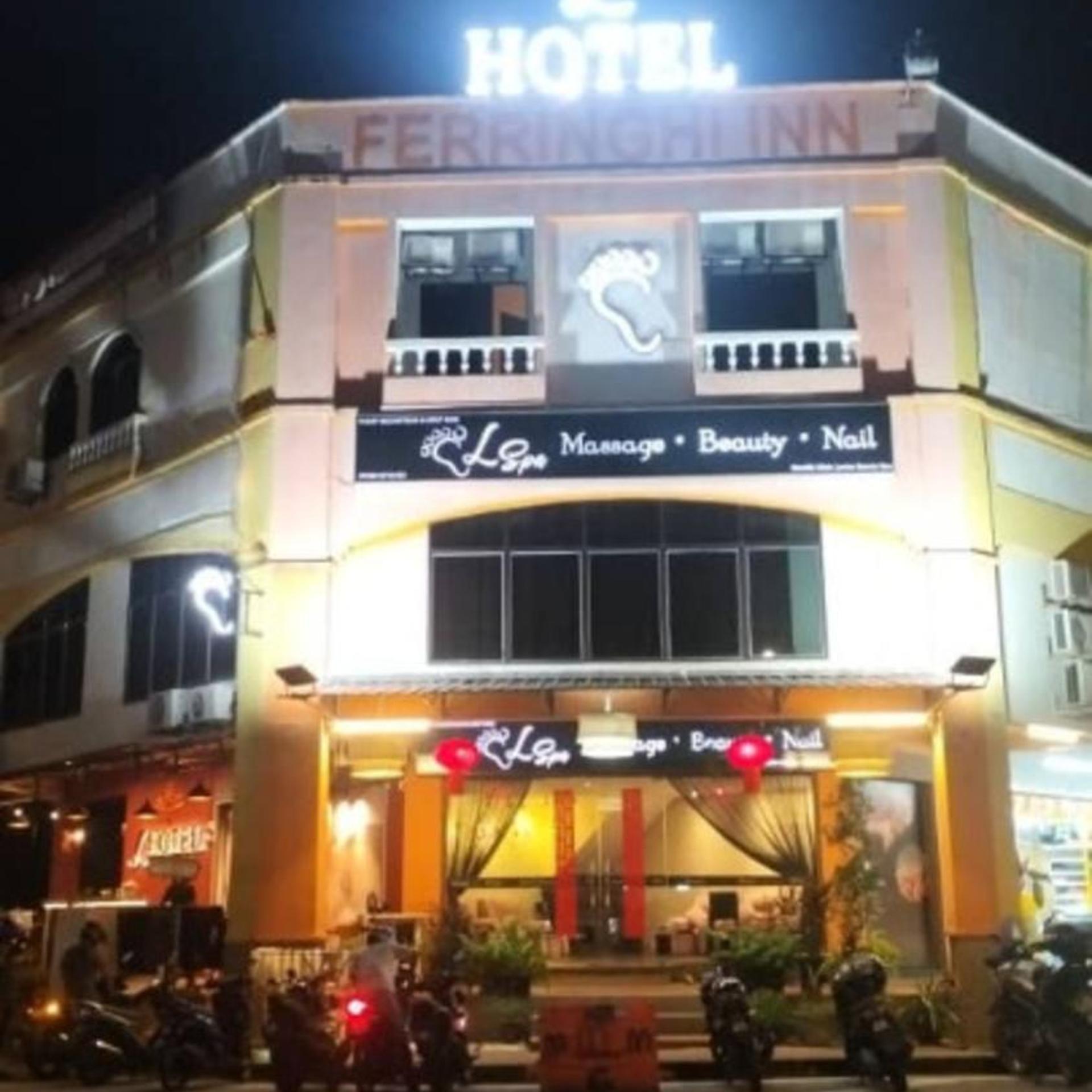 L Ferringhi Hotel 1/26