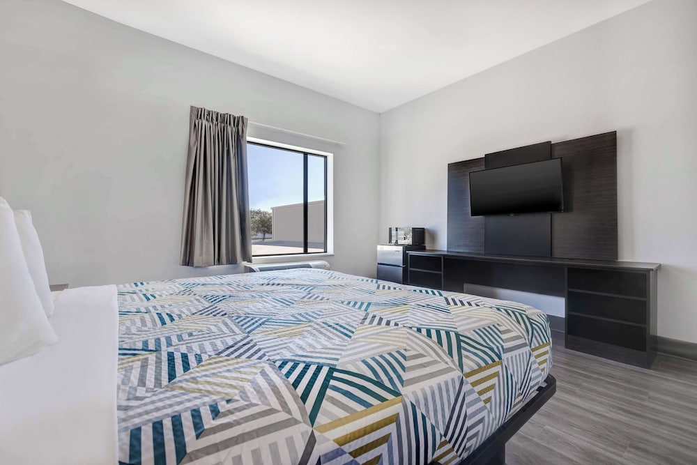 Motel6 Dallas, TX - Methodist Charlton Medical Ctr. 27/50