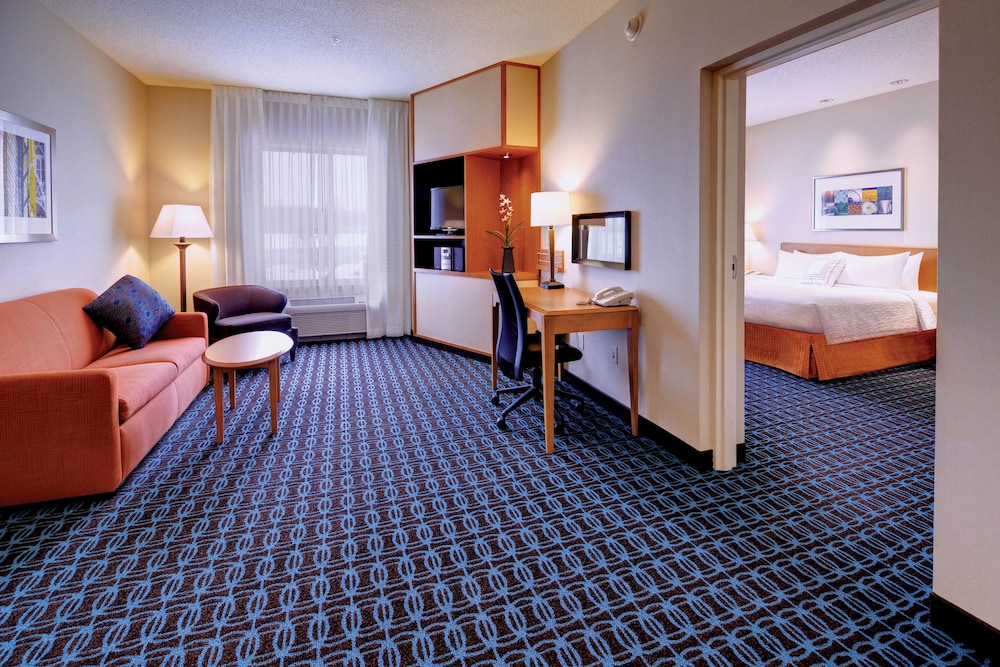 Fairfield Inn Suites Wausau 6/32