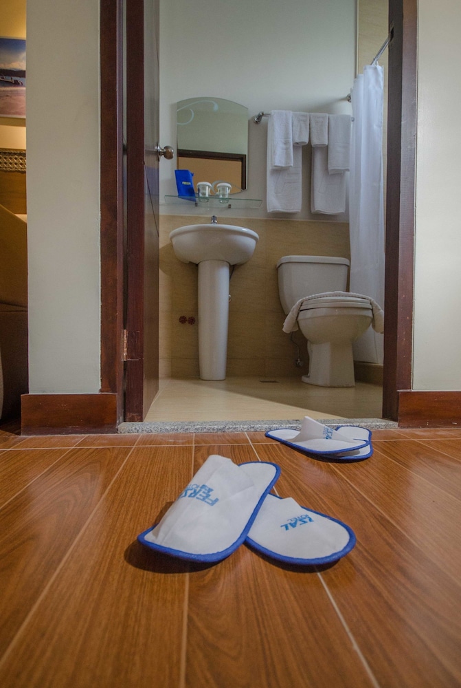 Fersal Hotel Puerto Princesa 44/59