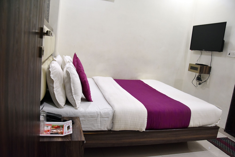 Hotel Sanjary Palace 13/18
