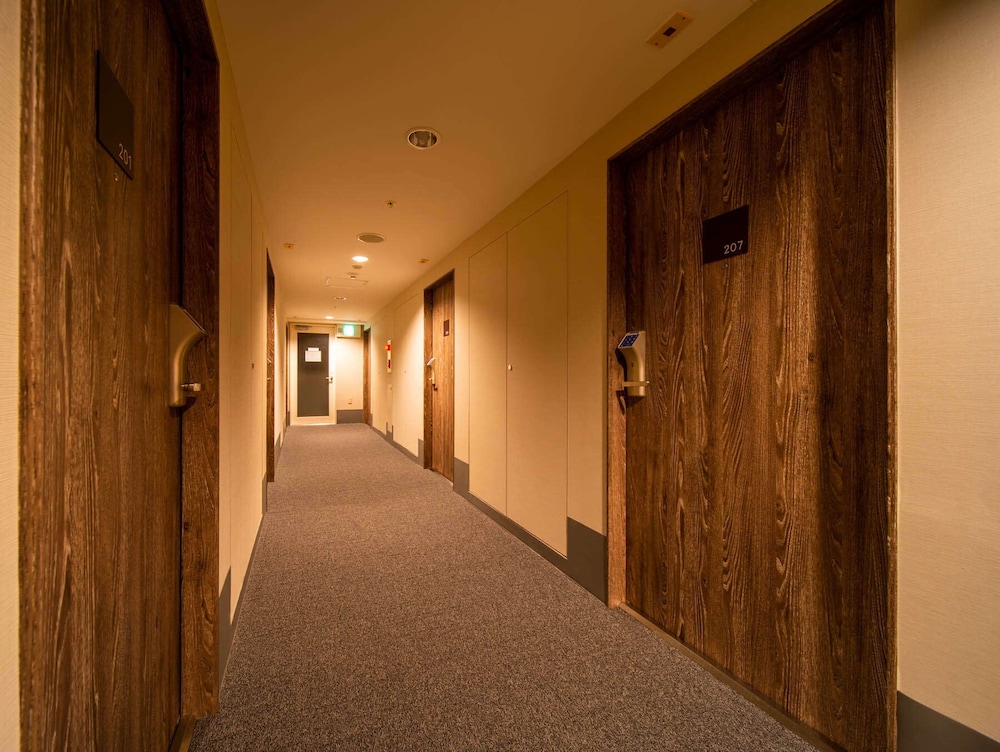 Super Hotel Shinbashi-Karasumoriguchi 50/50