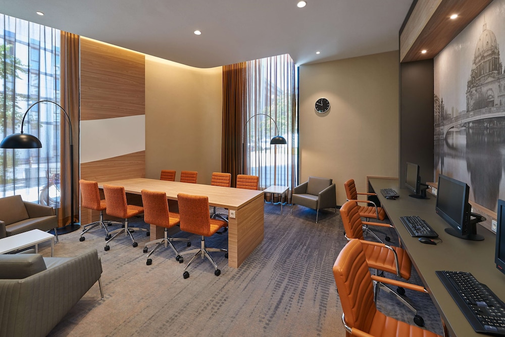 Hampton By Hilton Berlin City Centre Alexanderplatz 54/58