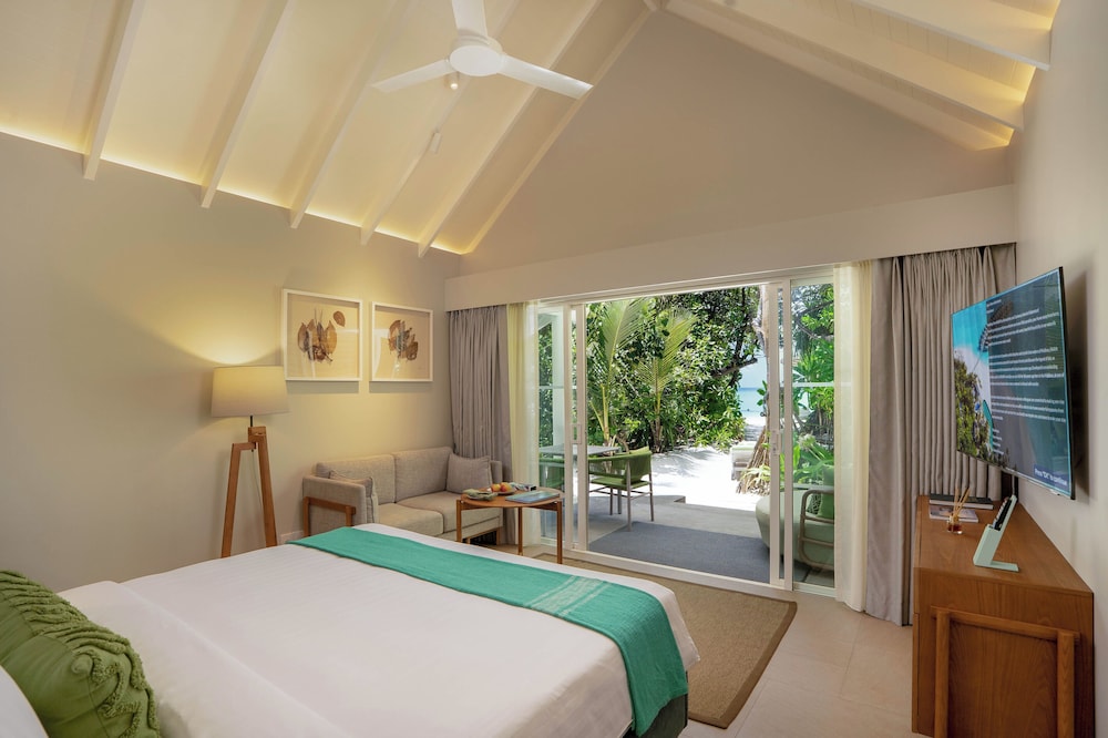 2 Bedrooms, Beach Villa, Family, 2 King Beds