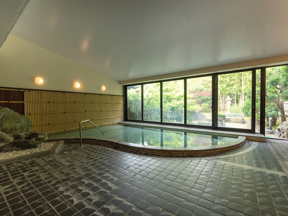 Livemax Resort Yuhigaura Kitu Onsen 27/50