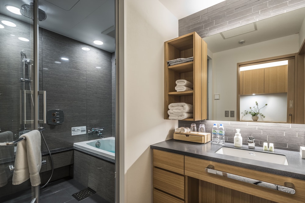 Tomoya Residence Hotel Kyoto Nijo Takakura 63/65