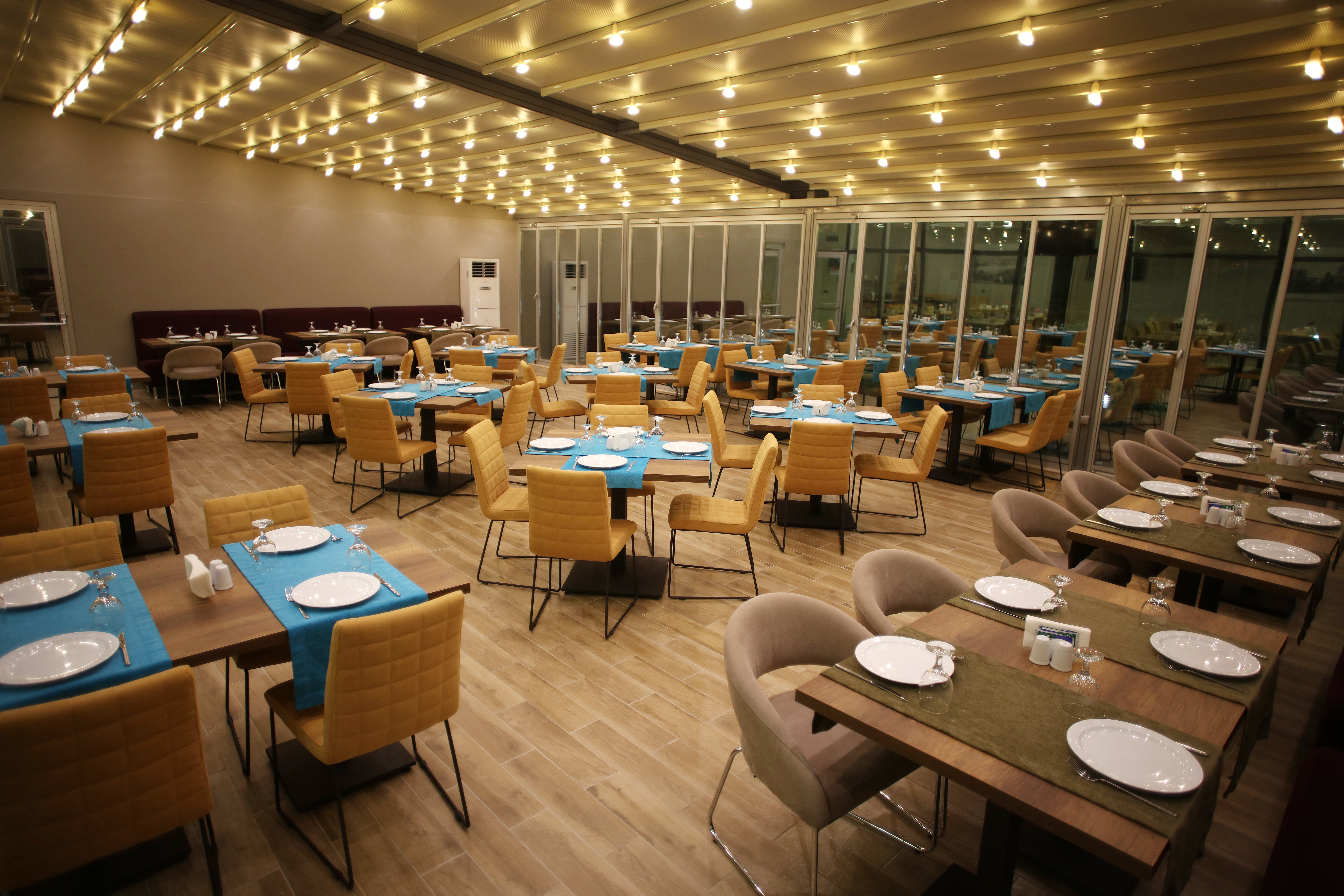 Holiday Inn Express Manisa - West 35/50