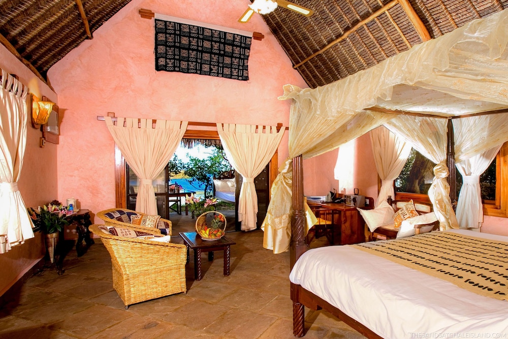 Chale Island Resort 29/70