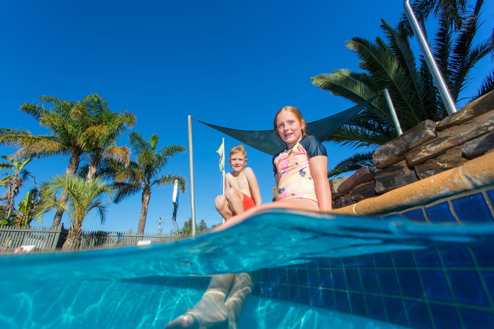 Ingenia Holidays Torquay 20/48