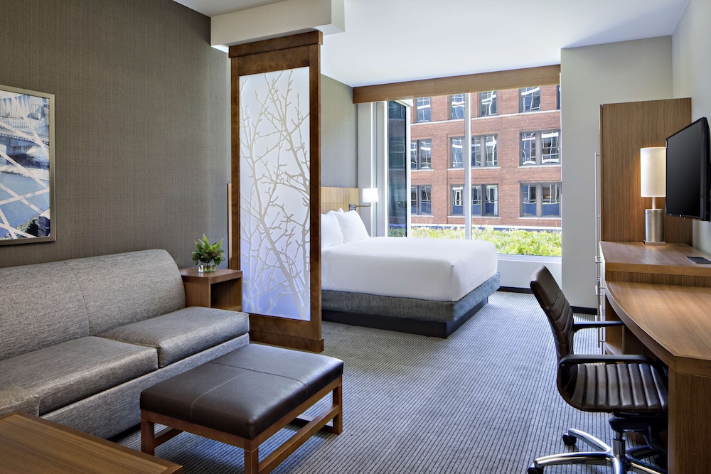Hyatt Place Grand Rapids Downtown 28/54