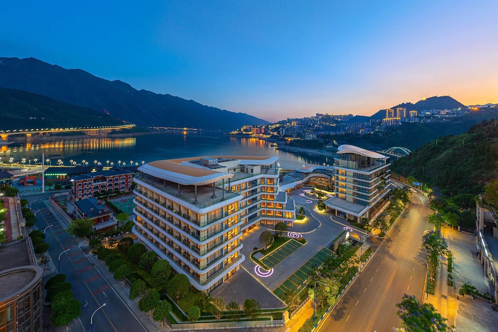 Wingate by Wyndham Chongqing Wushan 2/52