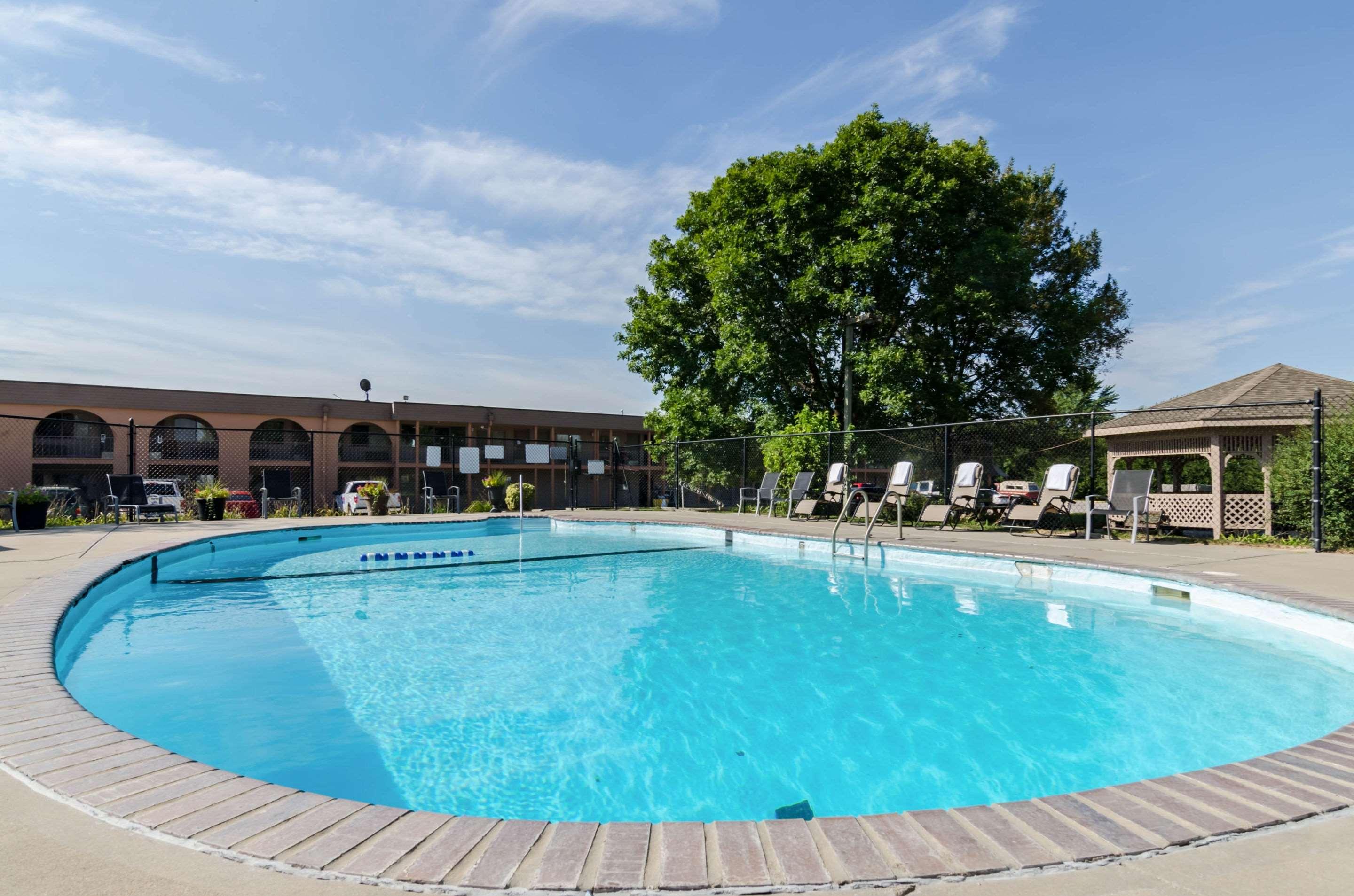 Rodeway Inn Bellevue image