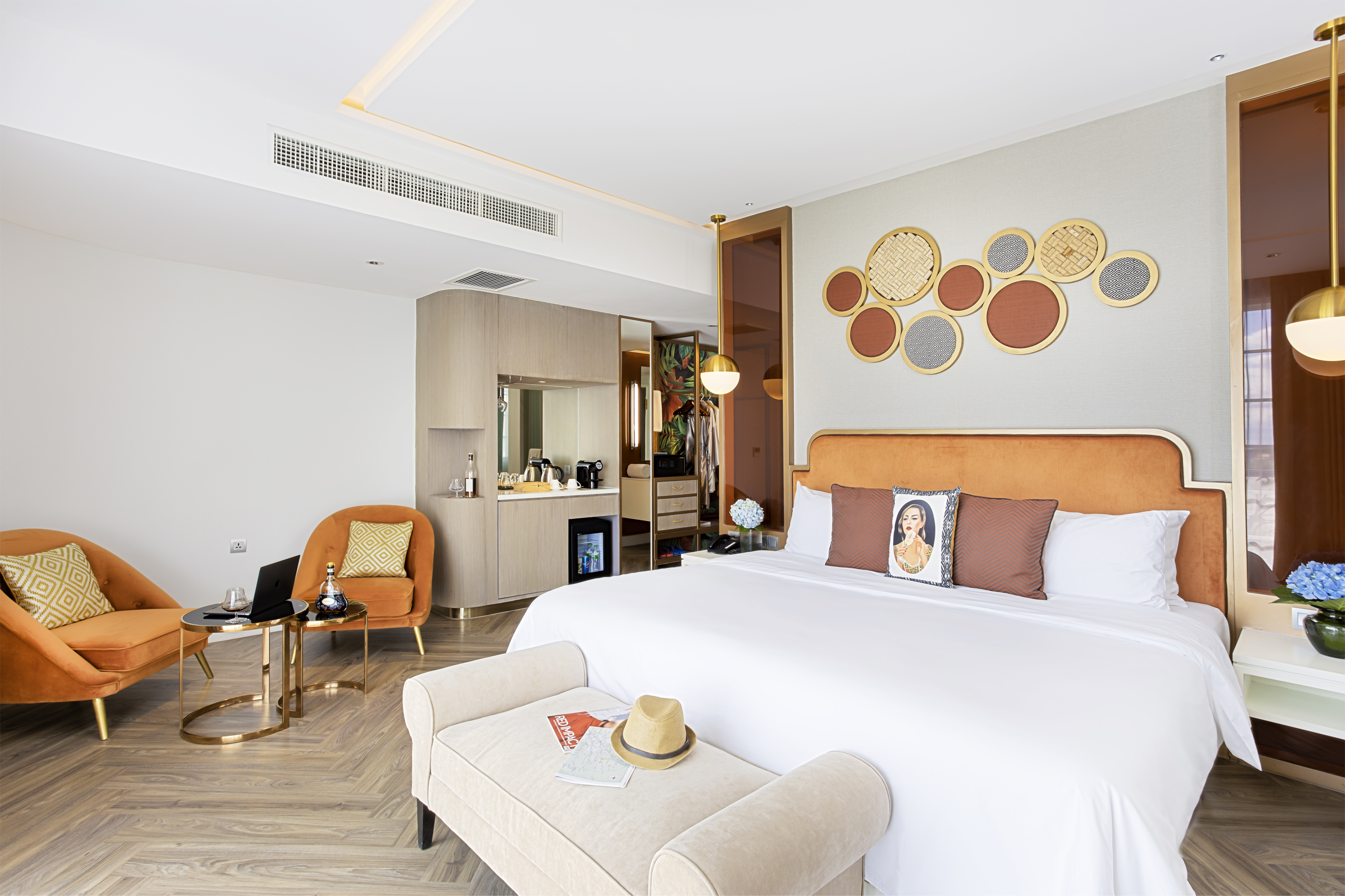 غرفة ديلوكس بسرير مزدوج بإطلالة على النهر، La Seine Hotel 2/7