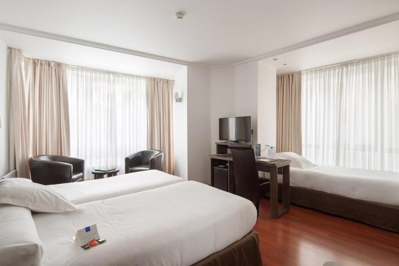 Yoldi Hotel 10/45