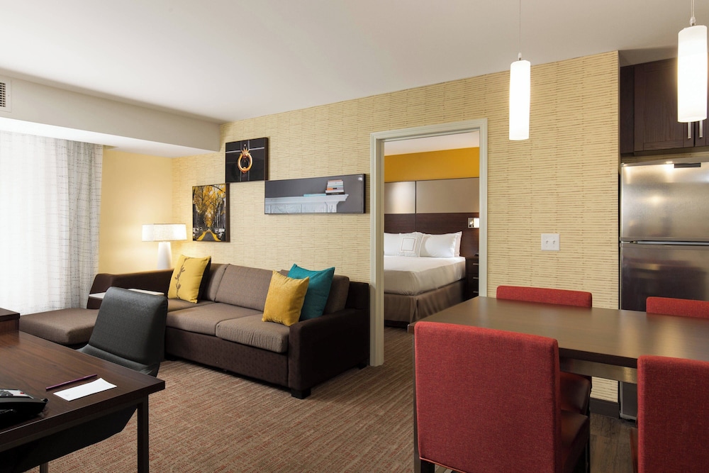 Residence Inn Denver Stapleton 30/53