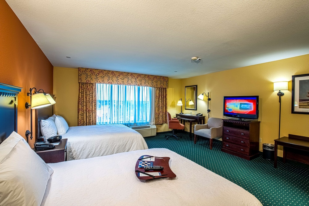 Hampton Inn and Suites Sacramento-Elk Grove Laguna I-5 20/50