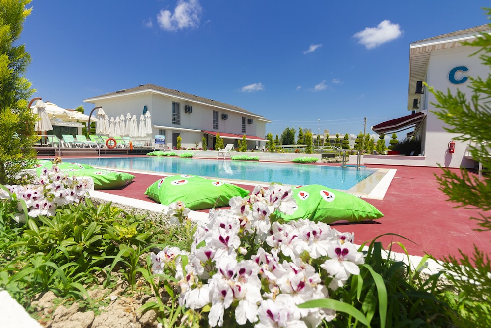 Vela Apart Otel 38/50
