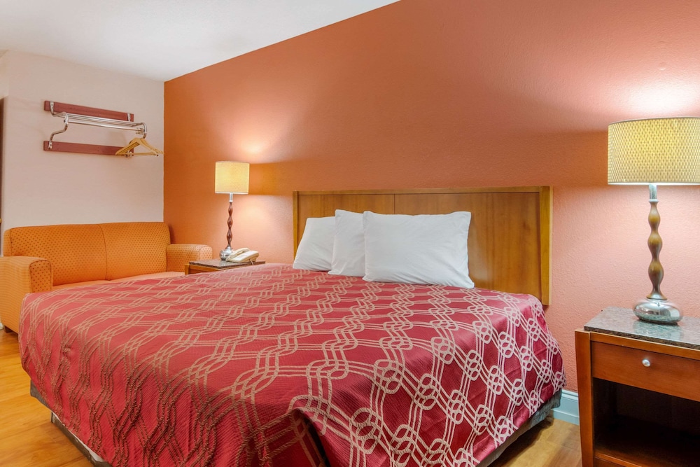 Econo Lodge Decatur - Atlanta East 9/24