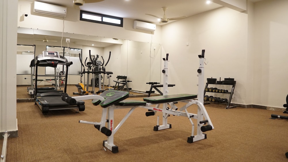 Xefan Hotel and Suites 38/59