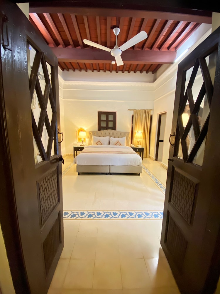 Ramgarh Heritage A Luxury Boutique Resort 25/50