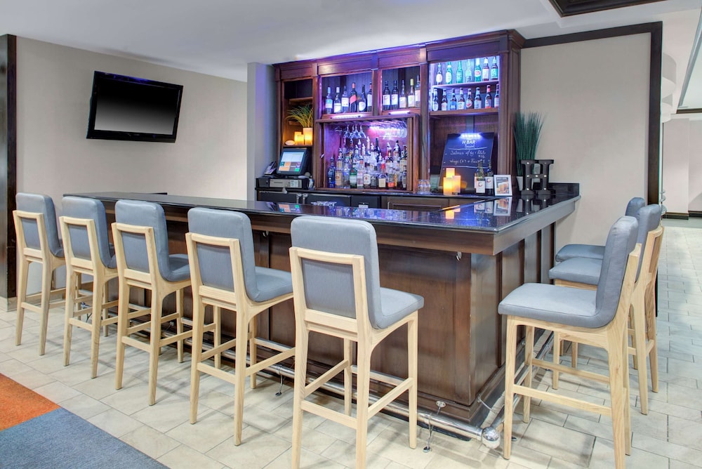 HYATT house Sterling/Dulles Airport-North 36/53