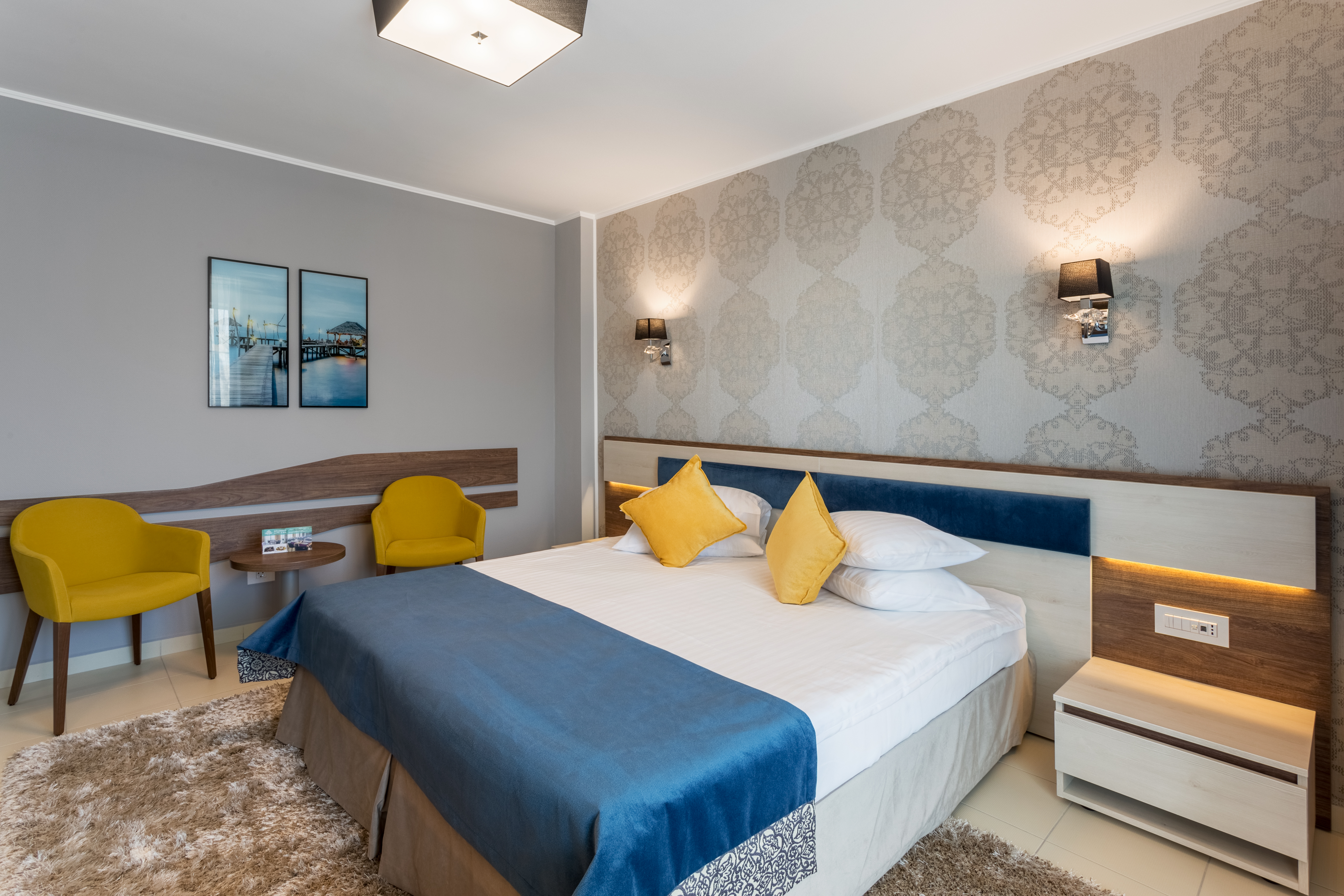 Room, Single, Double Bed, City View