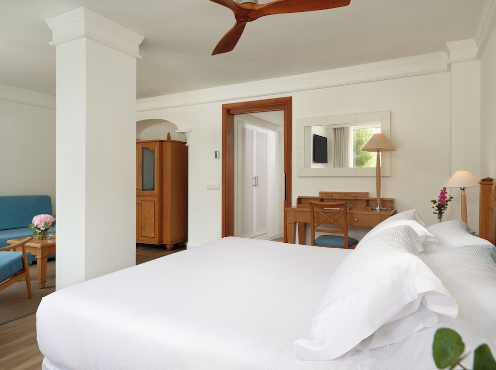 H10 Blue Mar - Adults Only 23/66