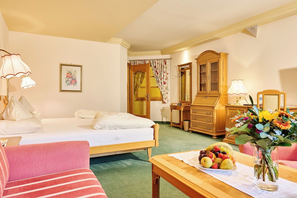 Thermenwelt Hotel Pulverer 13/50