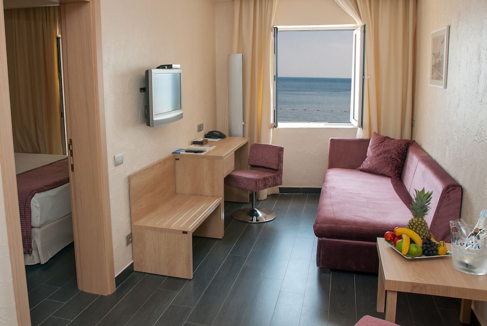 Astoria Budva 37/59