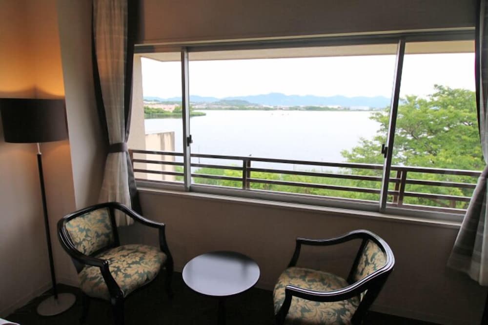 Lakeside Hot-Spring Hotel Kunibiki 18/34