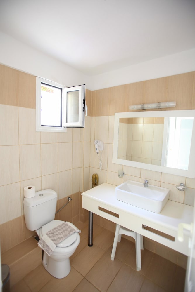 Argo Maisonettes Suites 26/28