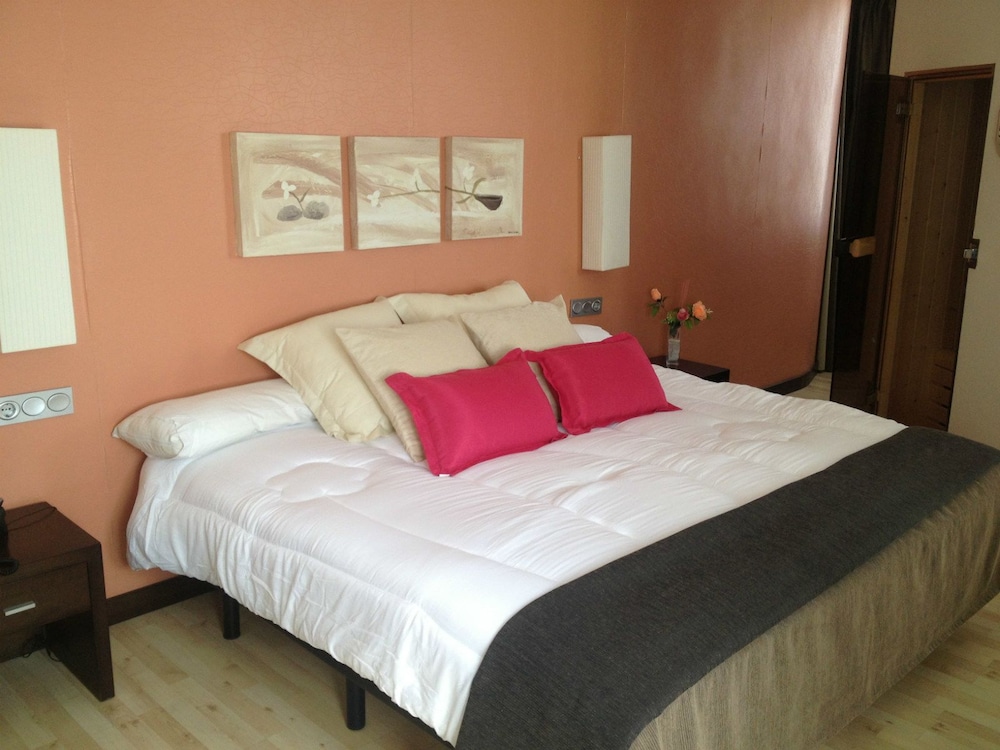 Hotel Puerta de Ocana 3/32