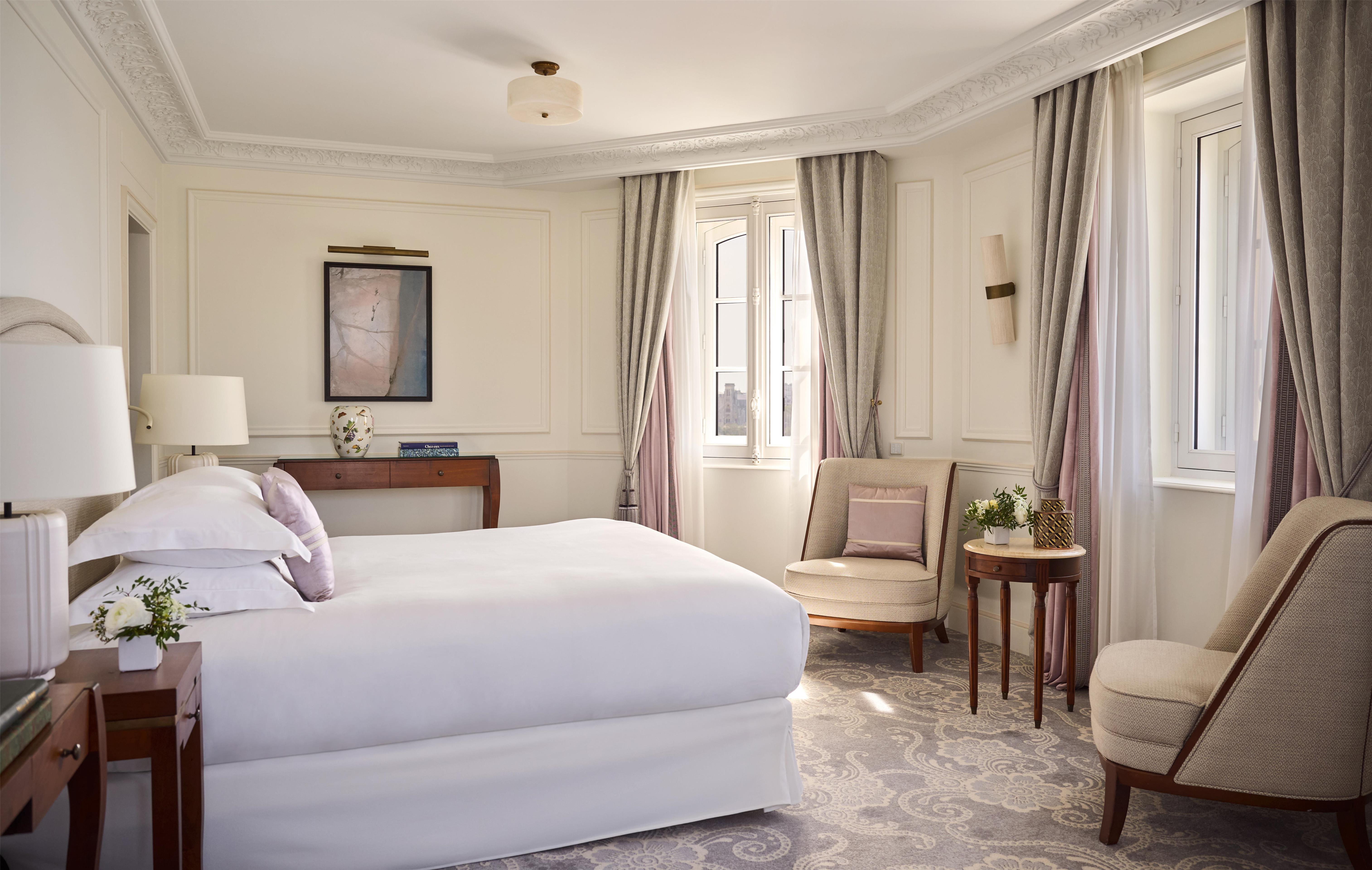 Imperial, Suite