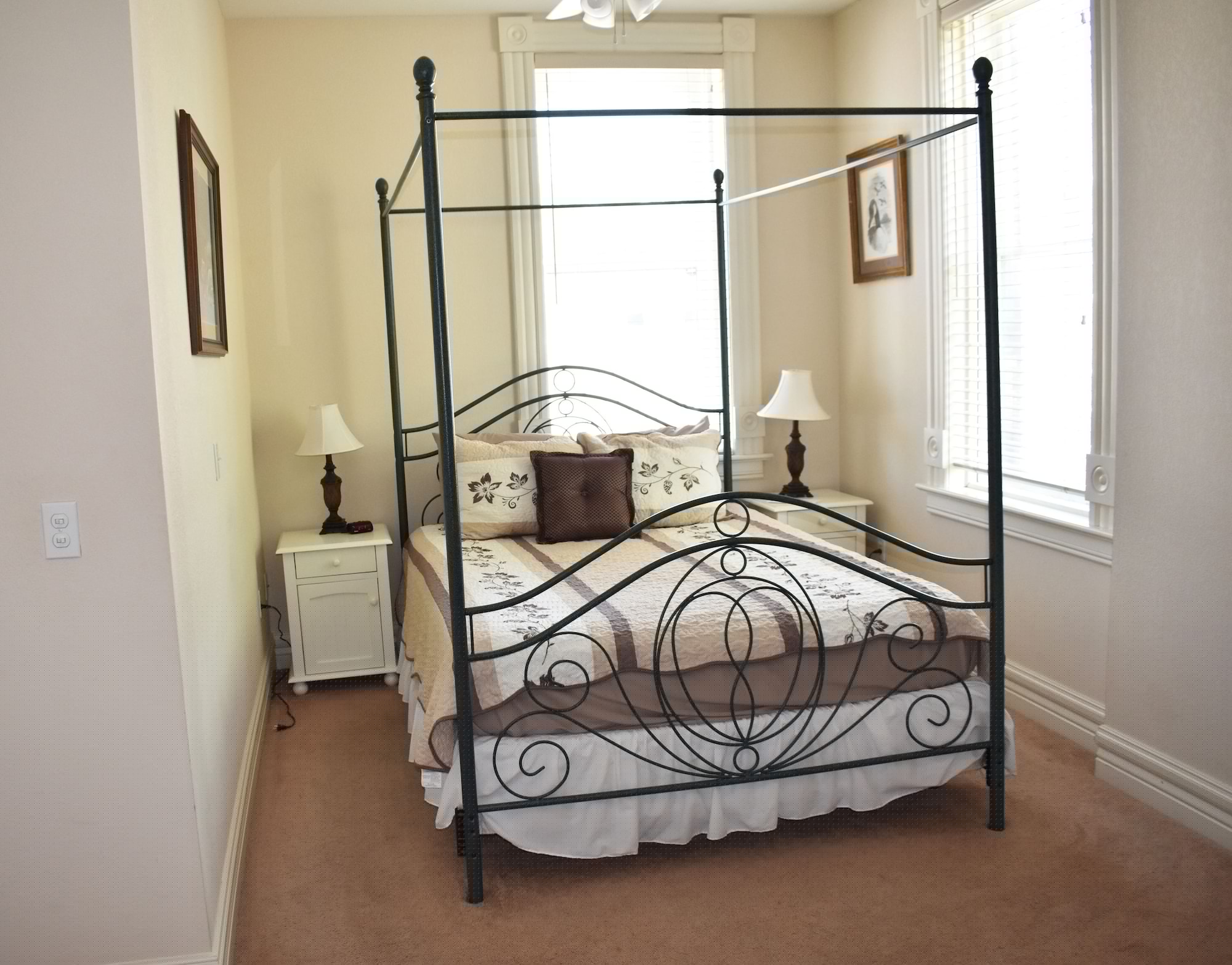 River, Suite, Queen Bed