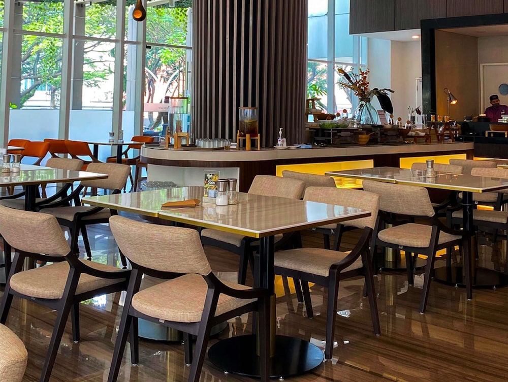Mercure Serpong Alam Sutera 51/71