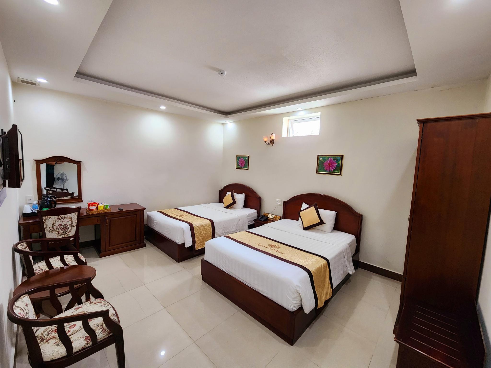 Superior, Twin Beds