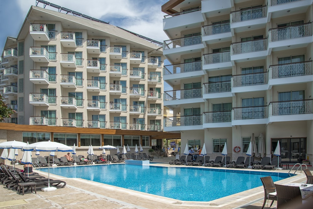 Riviera Hotel & Spa 6/55