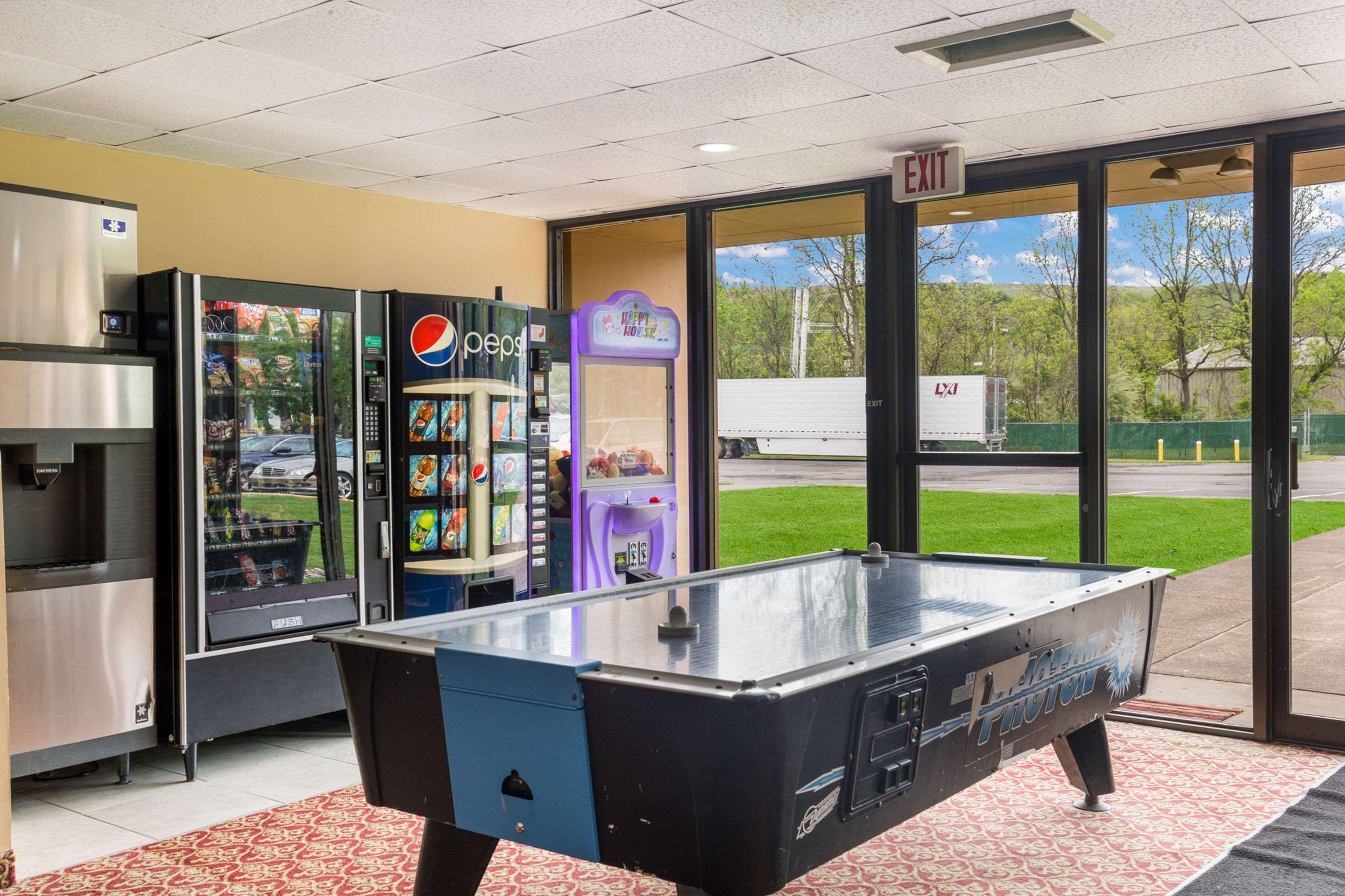Pocono Inn At Water Gap 9/50