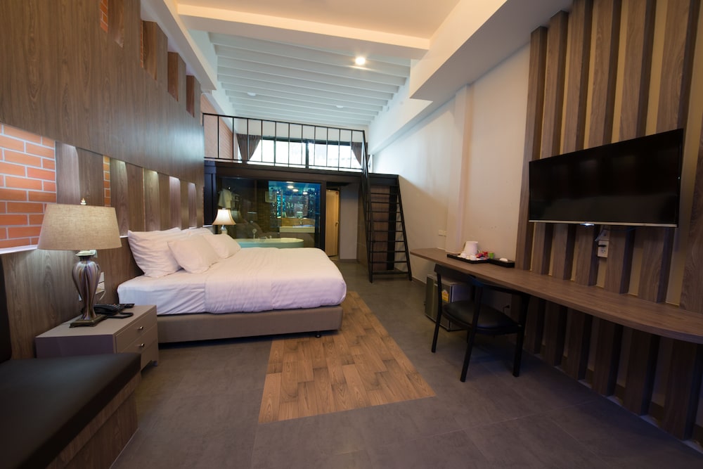 V20 Boutique Hotel 25/76