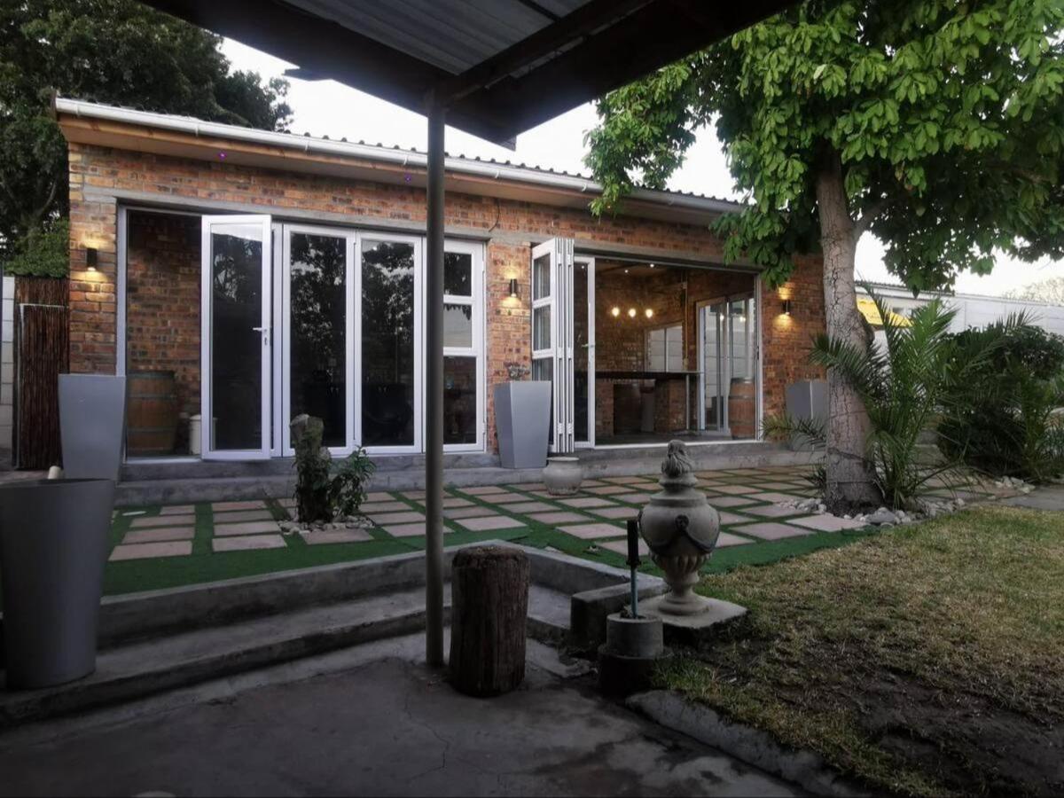 Cammys Guest House 10/47